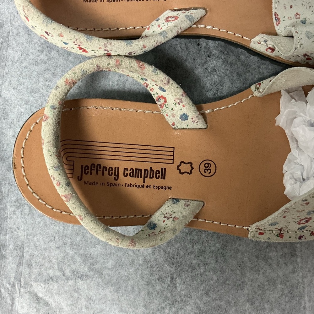 Jeffrey Campbell Cream Floral leather  Sandals, flats, Cottagecore , Boho, - Picture 3 of 4